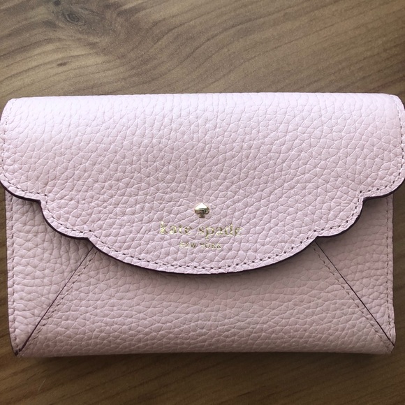 Brand New Kate Spade Wallet !✨ - Picture 2 of 6